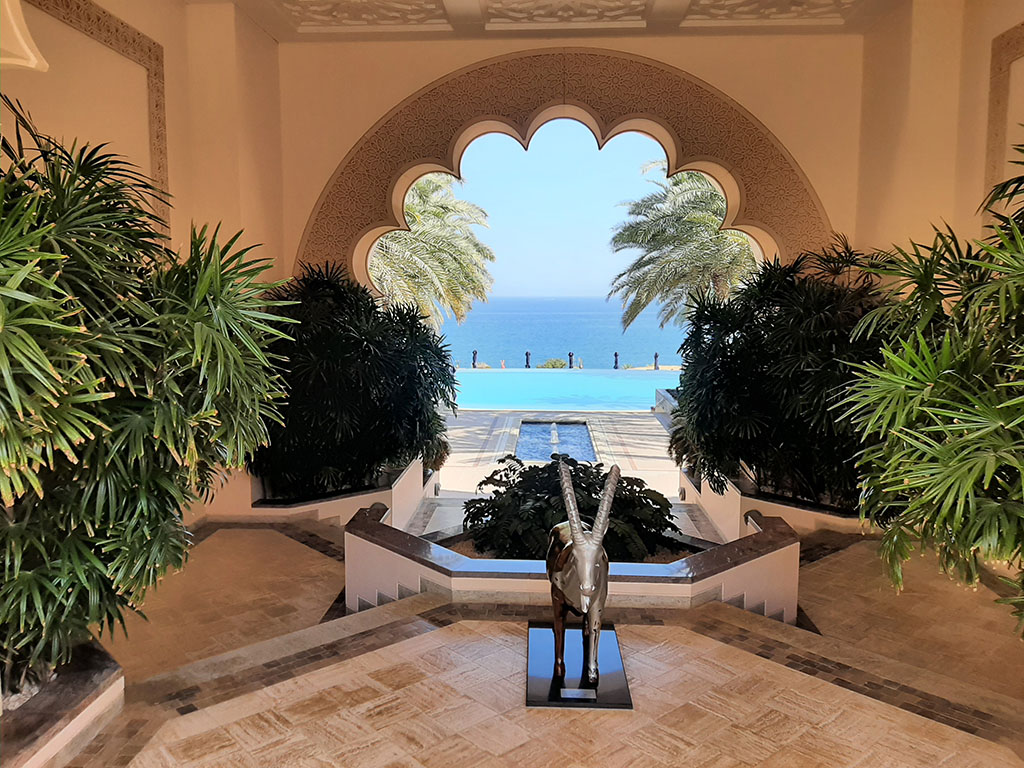 Shangri-La Al Husn Resort & Spa