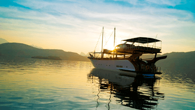 Yacht Rubba im Shimm Fjord, Musandam