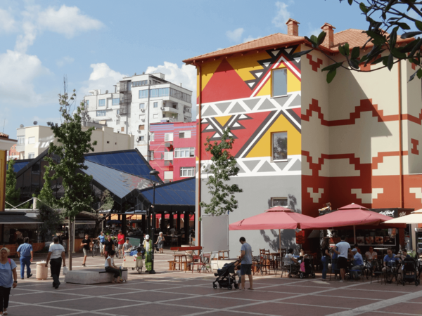 Tirana Marktplatz Rundreise Albanien