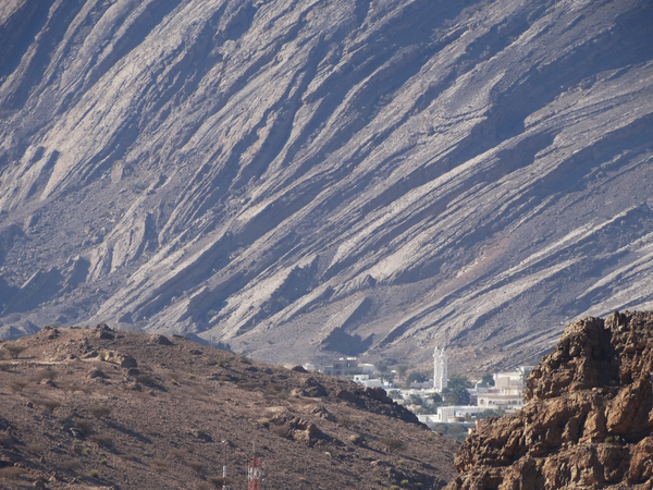 Faltungen im östlichen Hadjar Gebirge