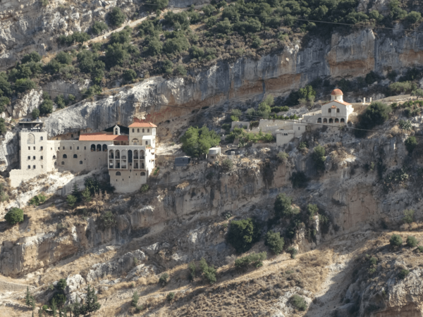 Qadisha Tal Libanon, Kloster 